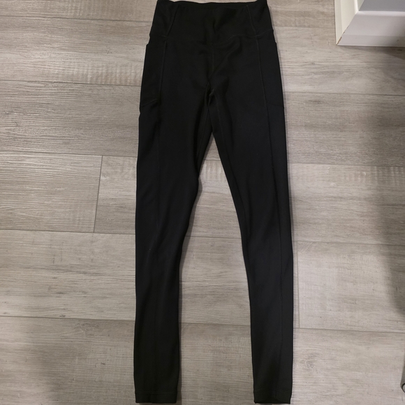 Victoria’s Secret Black Leggings – Size 6 – Side Pockets - Picture 5 of 11